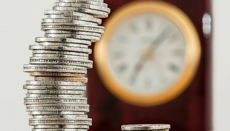 Expertos en finanzas explican que en todas las etapas de la vida se pueden realizar técnicas de ahorro. 