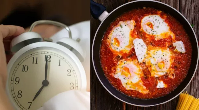 Comer en exceso antes de dormir puede afectar la calidad del sueño y provocar problemas digestivos a largo plazo, así lo explican los expertos.