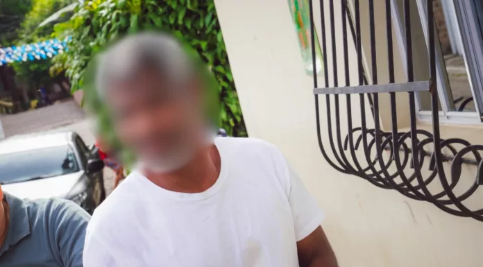 Según las investigaciones, el imputado asesinó a su pareja, de 27 años, en Talnique, La Libertad Oeste y luego ocultó su cuerpo dentro de una fosa.