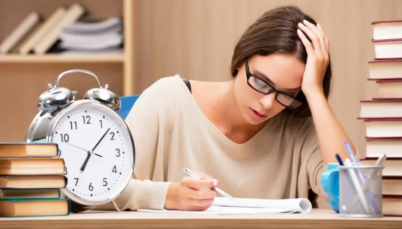 Con el cierre del año escolar, expertos comparten algunas técnicas de estudio y estrategias para obtener buenos resultados en los exámenes finales.