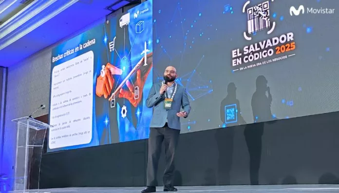 “Cyber Defender” la nueva misión de Movistar Empresas para blindar la ciberseguridad en El Salvador “Cyber Defender” la nueva misión de Movistar Empresas para blindar la ciberseguridad en El Salvador