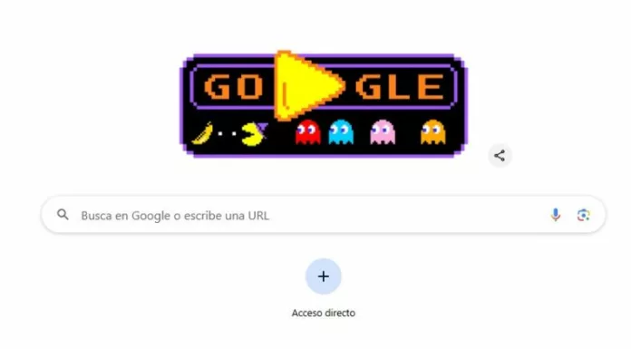 El clásico comecocos vuelve con una versión jugable que esconde una sorpresa en el logo de Google. Millones ya prueban el reto y aquí te contamos cómo jugar.