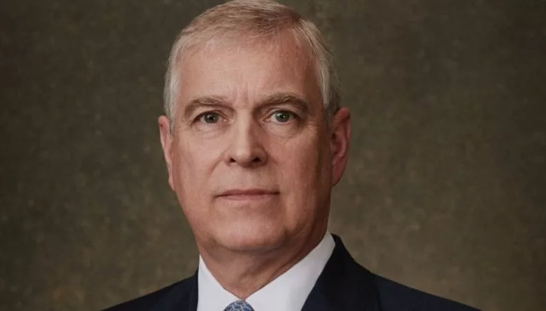 El rey Carlos III inició este jueves el proceso para despojar del título a su hermano, vinculado a escándalos relacionados a Jeffrey Epstein.