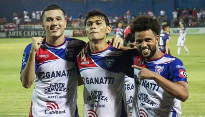Firpo líder del Torneo Apertura 2025 Luis Ángel Firpo sigue líder del torneo. Mientras que Club Deportivo FAS ya es segundo en la fecha 19 del campeonato.