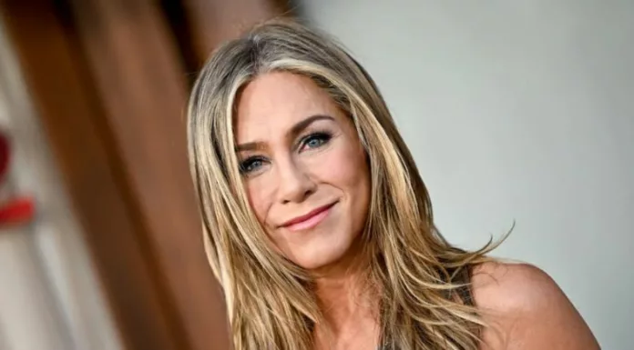 La protagonista de “Friends” impresionó a sus seguidores con una publicación en la que aparece abrazando a su pareja. La foto, compartida en Instagram, confirmó lo que muchos sospechaban desde hace meses.