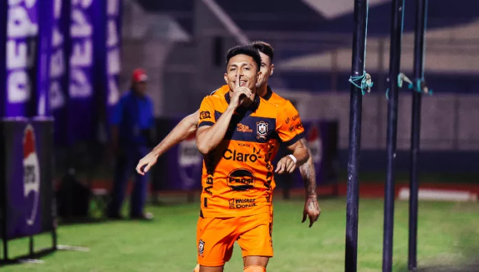 Jugadores sancionados para la jornada 21 del Apertura 2025 La Comisión Disciplinaria de la FESFUT dio a conocer el listado de jugadores sancionados previo a la fecha 21 del Apertura 2025.