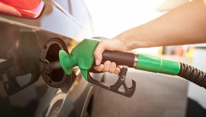 Se mantienen los precios de los combustibles para la próxima quincena La Dirección General de Energía, Hidrocarburos y Minas publicó los respectivos precios de referencia de los combustibles vigentes hasta el 24 de noviembre de 2025.