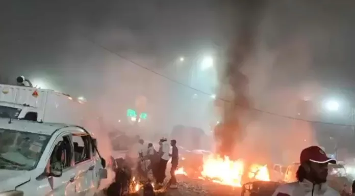 La explosión ocurrió cerca del Fuerte Rojo de la capital de India, Nueva Delhi. Hasta el momento las investigaciones continúan.