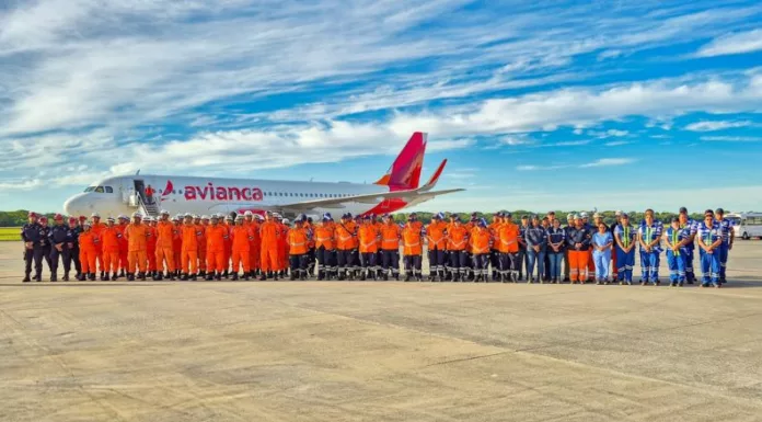 El segundo grupo de salvadoreños que participó en la misión humanitaria en Jamaica tras el paso del huracán Melissa, llegó en las últimas horas a El Salvador