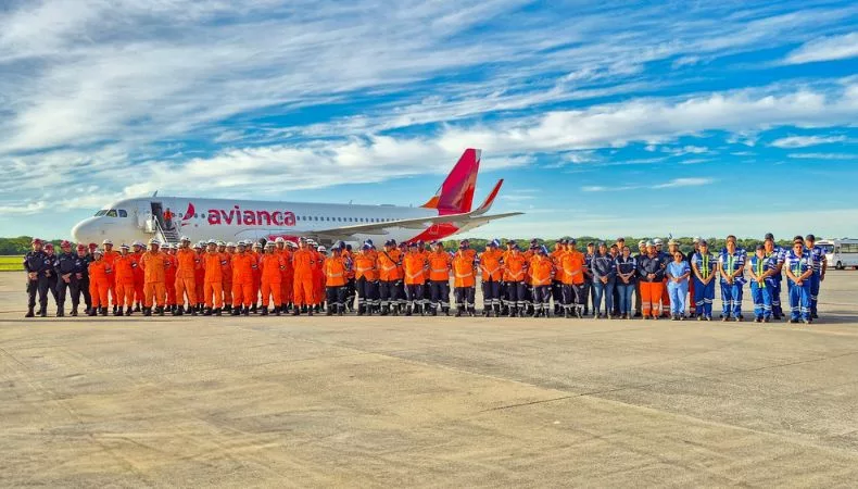 El segundo grupo de salvadoreños que participó en la misión humanitaria en Jamaica tras el paso del huracán Melissa, llegó en las últimas horas a El Salvador