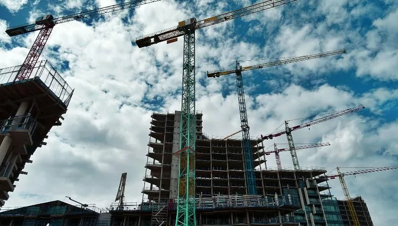 La inversión, entre pública y privada, ronda los $1,400 millones. Tienen la expectativa de más crecimiento y cerrar el año entre $2,800 y $3,000 millones.