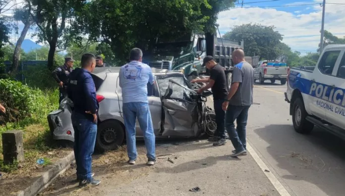 Una mujer fallecida y al menos cinco lesionados en accidentes de tránsito Una mujer falleció y varias personas resultaron lesionadas en distintos accidentes de tránsito registrados este jueves.