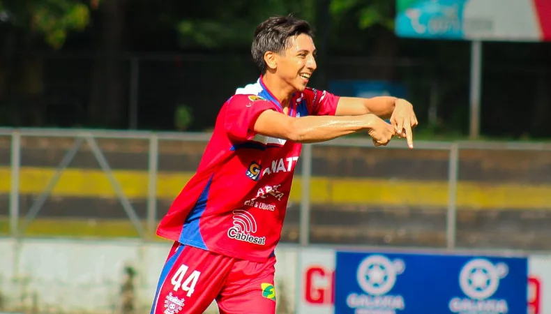 Jugadores sancionados para la última jornada del Apertura 2025 La Comisión Disciplinaria de la FESFUT dio a conocer el listado de jugadores sancionados previo a la fecha 22 del Apertura 2025.