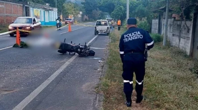 En lo que va de este domingo, una persona murió y al menos siete resultaron lesionadas en distintos accidentes de tránsito registrados en el país.