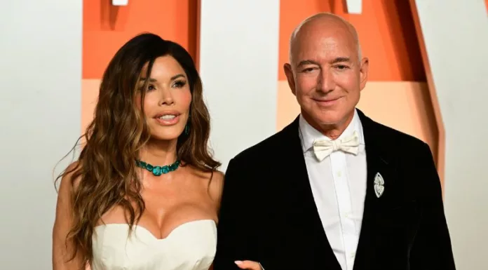 Jeff Bezos y su esposa fueron anunciados como patrocinadores principales de la gala, un movimiento que redefine el rumbo del evento para el próximo año.