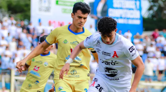 Municipal Limeño y Alianza empataron sin goles en el encuentro de ida de los cuartos de final del Torneo Apertura 2025.