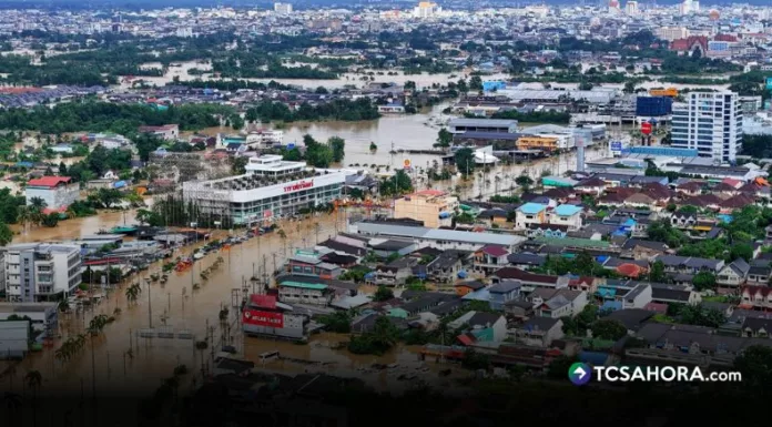 Las inundaciones en el sur de Tailandia, causadas por intensas lluvias, han dejado al menos 13 fallecidos, según las autoridades locales.