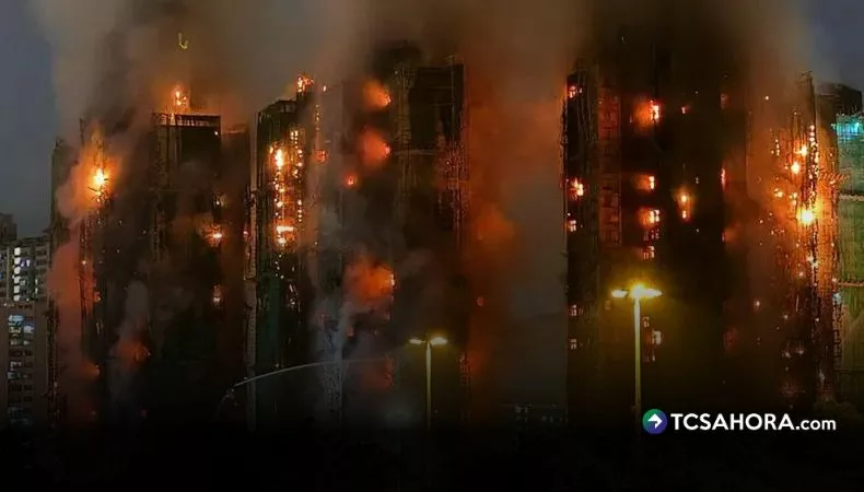 Las autoridades de Hong Kong confirmaron que 128 personas han muerto tras el incendio ocurrido en Wang Fuk Court, en el distrito de Tai Po.
