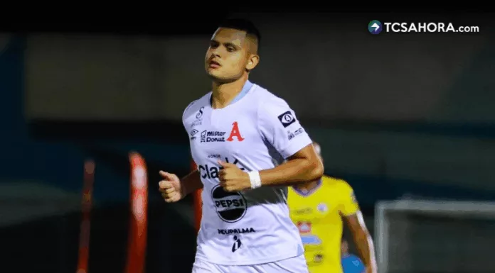 Alianza selló su clasificación a la ronda de semifinales del Torneo Apertura 2025 tras golear a Municipal Limeño.