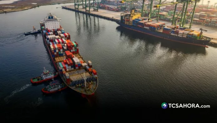 Exportaciones salvadoreñas estarían llegando a $14 mil millones Silvia Cuéllar, presidenta de la Corporación de Exportadores de El Salvador (COEXPORT), dice que se está creciendo en volumen como en valor.