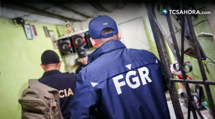 Una investigación entre la FGR, la PNC y autoridades de Estados Unidos y Colombia, logró desarticular una red que estafaba con falsas visas de trabajo hacia EE. UU.