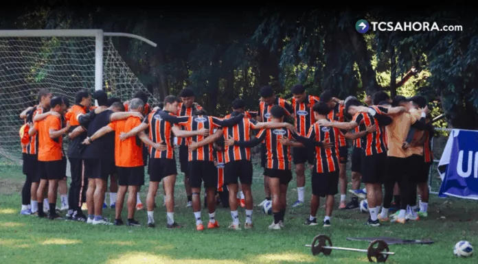Club Deportivo Águila recibe en el estadio Juan Francisco Barraza a Luis Ángel Firpo en el partido de ida de las semifinales.