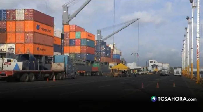 Centroamérica depende en gran medida del comercio con Estados Unidos, ya que entre el 34 % y el 48 % de sus exportaciones se concentran en ese mercado, según la CEPAL.