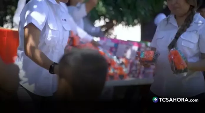 Fundación TCS, junto a empresas aliadas, realizó la quinta entrega de la campaña “Juguetes por Sonrisas 2025” en una comunidad de La Libertad, llevando alegría y entretenimiento a cientos de niños.