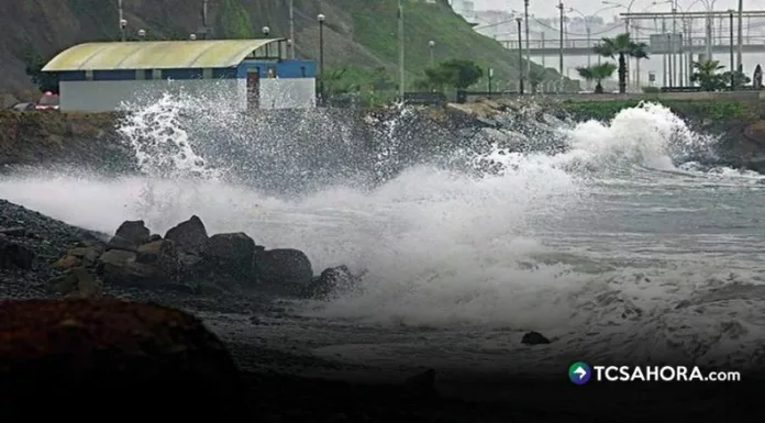 Las costas salvadoreñas han registrado del 5 al 9 de diciembre el fenómeno de las mareas vivas, que ocurre cada ciclo lunar y provoca oleajes más intensos.