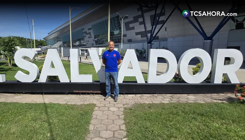 Club Deportivo FAS dio a conocer la renuncia del hasta ahora Director Deportivo, Efraín Flores tras la eliminación ante CD Cacahuatique.