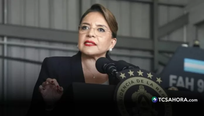 Presidenta de Honduras denuncia adulteración de resultados electorales La presidenta de Honduras, Xiomara Castro, acusó de fraude electoral y criticó la intervención de Donald Trump a favor del candidato de derecha.