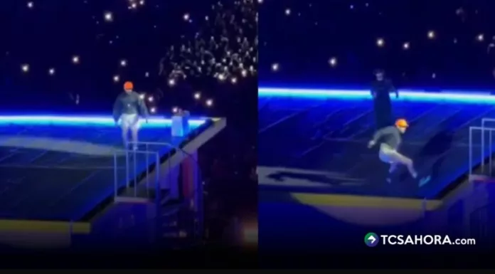 El “DeBí TiRAR MáS FOToS World Tour” arrancó en el Estadio GNP, pero un momento arriba del techo de “La Casita” tomó por sorpresa a miles de fans.
