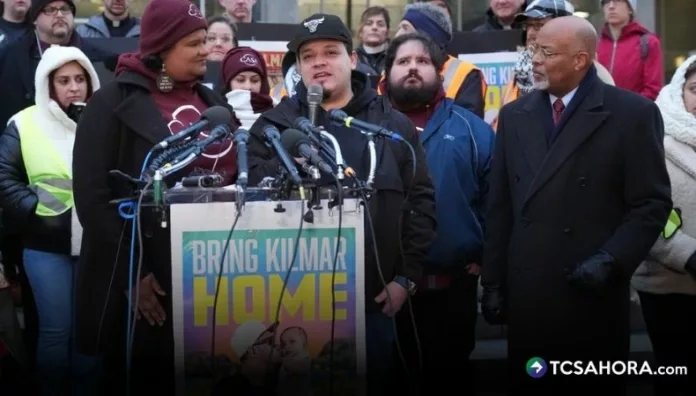 Kilmar Ábrego García fue visto públicamente por primera vez tras su liberación Kilmar Ábrego García habló ante los medios y prometió seguir luchando contra las injusticias que ha enfrentado.
