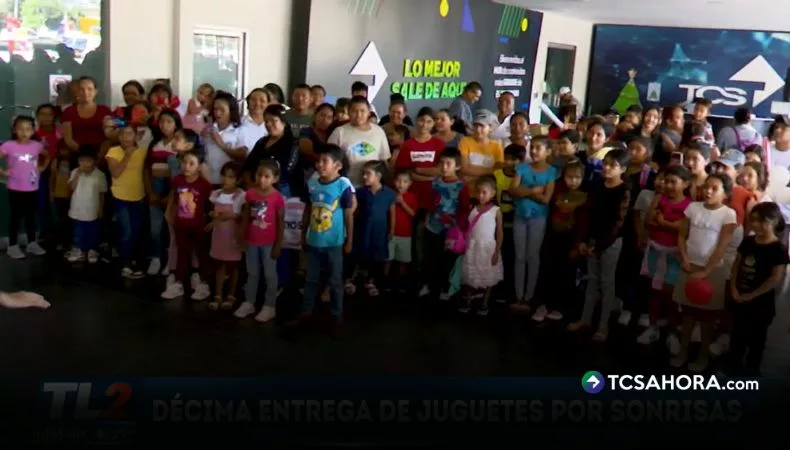 El Foro 4 de TCS se llenó de alegría con la décima entrega de “Juguetes por Sonrisas”