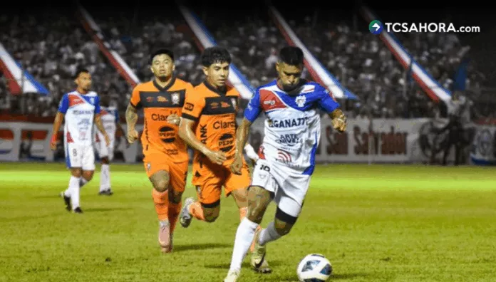 Firpo segundo finalista del Apertura 2025 Firpo eliminó a Club Deportivo Águila y jugará por el título del Apertura 2025 el próximo sábado 20 de diciembre.