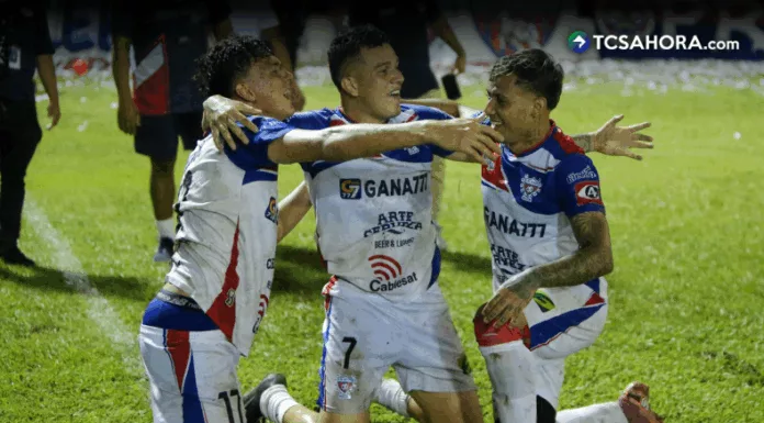 Luis Ángel Firpo se clasificó a la gran final del Apertura 2025 por primera vez en 12 años tras eliminar a CD Águila.