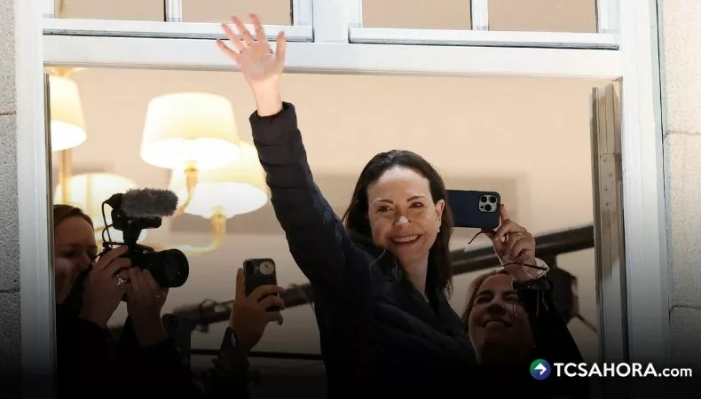María Corina Machado sufrió fractura vertebral tras salir de Venezuela