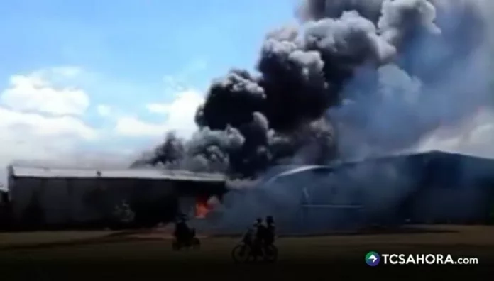 Al menos siete fallecidos tras accidente de una avioneta en México La avioneta se dirigía al aeropuerto de Toluca tras despegar del Aeropuerto de Acapulco, cuando se precipitó a tierra.