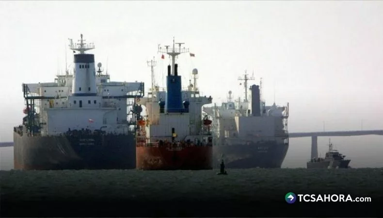 Trump ordena bloqueo total a los barcos petroleros que entran y salen de Venezuela