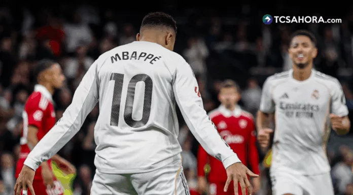 Kylian Mbappé anotó por la vía penal el segundo gol en la victoria del Real Madrid este sábado ante el Sevilla.