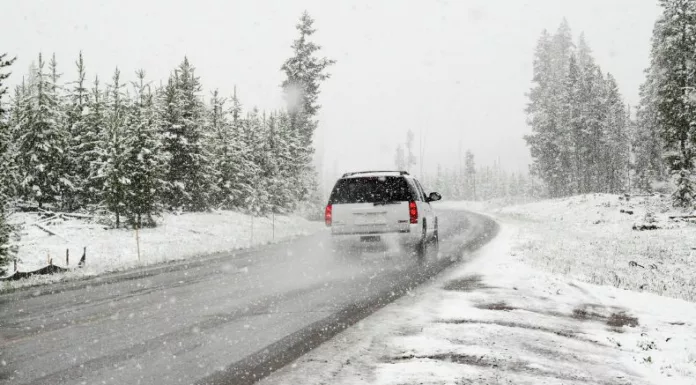 Las celebraciones de fin de año se podrían ver amenazadas por una potente tormenta invernal que se ha intensificado en los últimos días.