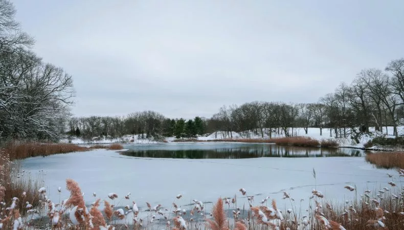 Tormenta invernal amenaza a los Grandes Lagos en EE. UU.