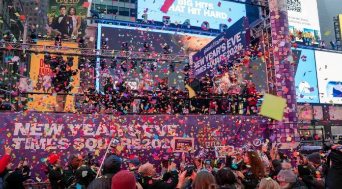 El Times Square es el epicentro de las celebraciones para recibir la llegada del Año Nuevo en Estados Unidos.