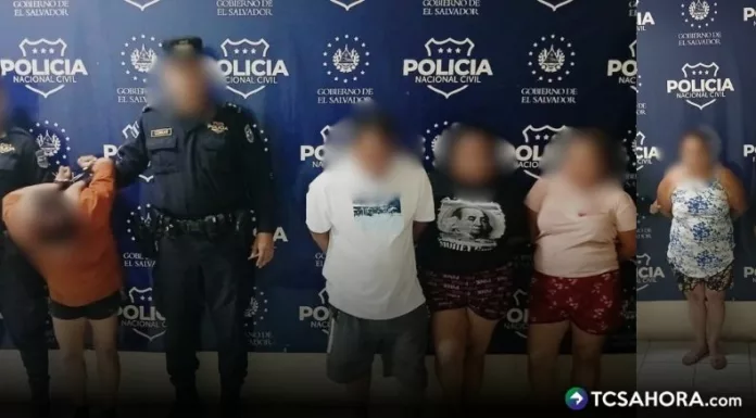 Agentes policiales capturaron a cinco miembros de una misma familia tras protagonizar una pelea en un balneario en Chapeltique.