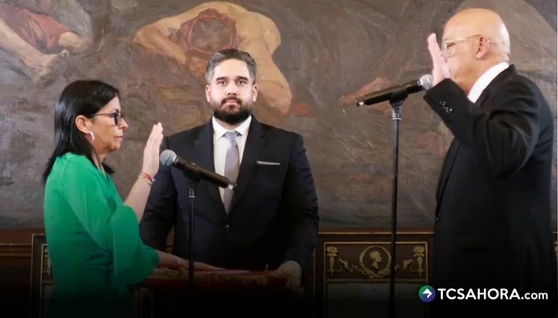 Juramentan a Delcy Rodríguez como presidenta interina de Venezuela