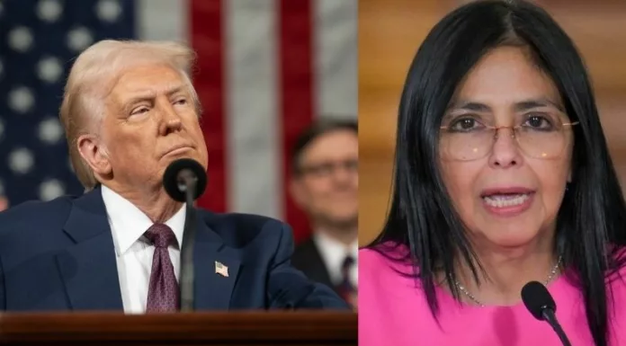 Según Trump, Delcy Rodríguez está procediendo para que el centro de torturas ubicado en Caracas, sea cerrado definitivamente.