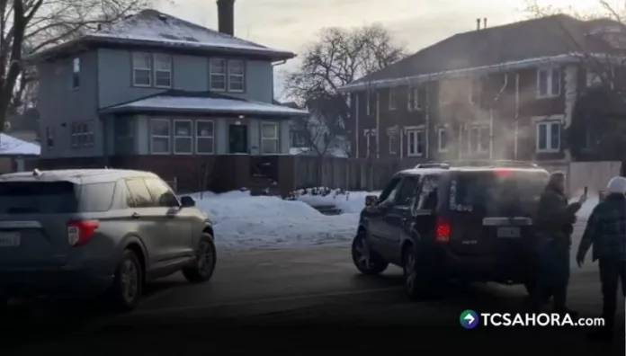 Operativo migratorio de ICE en Minneapolis deja una fallecida Una mujer falleció a disparos este miércoles durante un operativo migratorio de ICE en Minneapolis, Estados Unidos.