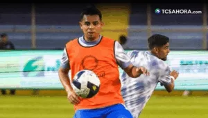 Hércules condenado a pagar compensación económica a Larín y El Tribunal de Arbitraje de la FESFUT condenó a CD Hércules a pagar a Alexander Larín y Ezequiel Rivas por incumplimiento contractual.