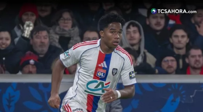 Endrick se estrenó con gol en su primer partido con el Olympique Lyon y guió al equipo a octavos de final de la Copa de Francia.