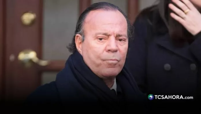 Julio Iglesias rompe el silencio tras denuncias por agresiones El cantante español respondió a un medio luego de que dos exempleadas lo denunciaran. Reconoció que vive un momento difícil, pero aseguró que todo se aclarará.